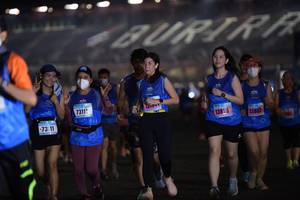 BIB: 7311, 13825, 13862
                            <button type="button" onclick="openModal(16124391)" class="btn btn-primary btn-sm float-right btn-popup" data-toggle="modal" data-target=".modal-high-quality">
                        <i class="fas fa-shopping-cart"></i> Add to Cart
                    </button>
                                            <button type="button" onclick="isThisMe(16124391, true)" class="btn btn-success btn-sm float-right btn-popup btn-isme hidden" data-toggle="tooltip" data-placement="bottom" title="นี่คือรูปของคุณใช่ไหม คลิกที่นี่เพื่อเอาเข้าอัลบั้ม">
                        <i class="fas fa-plus"></i> Add to album
                    </button>
                    <button type="button" onclick="isThisMe(16124391, false)" class="btn btn-warning btn-sm float-right btn-popup btn-isnotme hidden">
                        <i class="fas fa-ban"></i> Remove from album
                    </button>