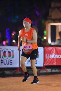 BIB: 20722
                            <button type="button" onclick="openModal(16096694)" class="btn btn-primary btn-sm float-right btn-popup" data-toggle="modal" data-target=".modal-high-quality">
                        <i class="fas fa-shopping-cart"></i> Add to Cart
                    </button>
                                            <button type="button" onclick="isThisMe(16096694, true)" class="btn btn-success btn-sm float-right btn-popup btn-isme hidden" data-toggle="tooltip" data-placement="bottom" title="นี่คือรูปของคุณใช่ไหม คลิกที่นี่เพื่อเอาเข้าอัลบั้ม">
                        <i class="fas fa-plus"></i> Add to album
                    </button>
                    <button type="button" onclick="isThisMe(16096694, false)" class="btn btn-warning btn-sm float-right btn-popup btn-isnotme hidden">
                        <i class="fas fa-ban"></i> Remove from album
                    </button>