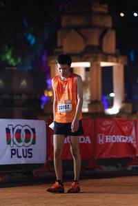 BIB: 204
                            <button type="button" onclick="openModal(16095167)" class="btn btn-primary btn-sm float-right btn-popup" data-toggle="modal" data-target=".modal-high-quality">
                        <i class="fas fa-shopping-cart"></i> Add to Cart
                    </button>
                                            <button type="button" onclick="isThisMe(16095167, true)" class="btn btn-success btn-sm float-right btn-popup btn-isme hidden" data-toggle="tooltip" data-placement="bottom" title="นี่คือรูปของคุณใช่ไหม คลิกที่นี่เพื่อเอาเข้าอัลบั้ม">
                        <i class="fas fa-plus"></i> Add to album
                    </button>
                    <button type="button" onclick="isThisMe(16095167, false)" class="btn btn-warning btn-sm float-right btn-popup btn-isnotme hidden">
                        <i class="fas fa-ban"></i> Remove from album
                    </button>