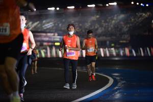 BIB: 27333
                            <button type="button" onclick="openModal(18050147)" class="btn btn-primary btn-sm float-right btn-popup" data-toggle="modal" data-target=".modal-high-quality">
                        <i class="fas fa-shopping-cart"></i> Add to Cart
                    </button>
                                            <button type="button" onclick="isThisMe(18050147, true)" class="btn btn-success btn-sm float-right btn-popup btn-isme hidden" data-toggle="tooltip" data-placement="bottom" title="นี่คือรูปของคุณใช่ไหม คลิกที่นี่เพื่อเอาเข้าอัลบั้ม">
                        <i class="fas fa-plus"></i> Add to album
                    </button>
                    <button type="button" onclick="isThisMe(18050147, false)" class="btn btn-warning btn-sm float-right btn-popup btn-isnotme hidden">
                        <i class="fas fa-ban"></i> Remove from album
                    </button>