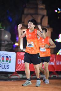 BIB: 23814
                            <button type="button" onclick="openModal(16093594)" class="btn btn-primary btn-sm float-right btn-popup" data-toggle="modal" data-target=".modal-high-quality">
                        <i class="fas fa-shopping-cart"></i> Add to Cart
                    </button>
                                            <button type="button" onclick="isThisMe(16093594, true)" class="btn btn-success btn-sm float-right btn-popup btn-isme hidden" data-toggle="tooltip" data-placement="bottom" title="นี่คือรูปของคุณใช่ไหม คลิกที่นี่เพื่อเอาเข้าอัลบั้ม">
                        <i class="fas fa-plus"></i> Add to album
                    </button>
                    <button type="button" onclick="isThisMe(16093594, false)" class="btn btn-warning btn-sm float-right btn-popup btn-isnotme hidden">
                        <i class="fas fa-ban"></i> Remove from album
                    </button>