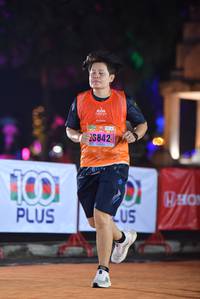BIB: 842
                            <button type="button" onclick="openModal(18006191)" class="btn btn-primary btn-sm float-right btn-popup" data-toggle="modal" data-target=".modal-high-quality">
                        <i class="fas fa-shopping-cart"></i> Add to Cart
                    </button>
                                            <button type="button" onclick="isThisMe(18006191, true)" class="btn btn-success btn-sm float-right btn-popup btn-isme hidden" data-toggle="tooltip" data-placement="bottom" title="นี่คือรูปของคุณใช่ไหม คลิกที่นี่เพื่อเอาเข้าอัลบั้ม">
                        <i class="fas fa-plus"></i> Add to album
                    </button>
                    <button type="button" onclick="isThisMe(18006191, false)" class="btn btn-warning btn-sm float-right btn-popup btn-isnotme hidden">
                        <i class="fas fa-ban"></i> Remove from album
                    </button>