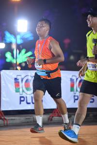 BIB: 3706
                            <button type="button" onclick="openModal(18009520)" class="btn btn-primary btn-sm float-right btn-popup" data-toggle="modal" data-target=".modal-high-quality">
                        <i class="fas fa-shopping-cart"></i> Add to Cart
                    </button>
                                            <button type="button" onclick="isThisMe(18009520, true)" class="btn btn-success btn-sm float-right btn-popup btn-isme hidden" data-toggle="tooltip" data-placement="bottom" title="นี่คือรูปของคุณใช่ไหม คลิกที่นี่เพื่อเอาเข้าอัลบั้ม">
                        <i class="fas fa-plus"></i> Add to album
                    </button>
                    <button type="button" onclick="isThisMe(18009520, false)" class="btn btn-warning btn-sm float-right btn-popup btn-isnotme hidden">
                        <i class="fas fa-ban"></i> Remove from album
                    </button>