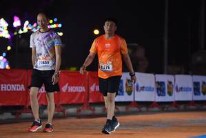 BIB: 21073
                            <button type="button" onclick="openModal(16097619)" class="btn btn-primary btn-sm float-right btn-popup" data-toggle="modal" data-target=".modal-high-quality">
                        <i class="fas fa-shopping-cart"></i> Add to Cart
                    </button>
                                            <button type="button" onclick="isThisMe(16097619, true)" class="btn btn-success btn-sm float-right btn-popup btn-isme hidden" data-toggle="tooltip" data-placement="bottom" title="นี่คือรูปของคุณใช่ไหม คลิกที่นี่เพื่อเอาเข้าอัลบั้ม">
                        <i class="fas fa-plus"></i> Add to album
                    </button>
                    <button type="button" onclick="isThisMe(16097619, false)" class="btn btn-warning btn-sm float-right btn-popup btn-isnotme hidden">
                        <i class="fas fa-ban"></i> Remove from album
                    </button>