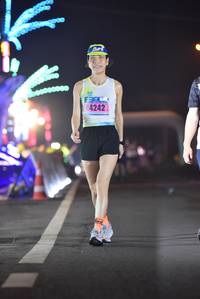 BIB: 4242
                            <button type="button" onclick="openModal(18004124)" class="btn btn-primary btn-sm float-right btn-popup" data-toggle="modal" data-target=".modal-high-quality">
                        <i class="fas fa-shopping-cart"></i> Add to Cart
                    </button>
                                            <button type="button" onclick="isThisMe(18004124, true)" class="btn btn-success btn-sm float-right btn-popup btn-isme hidden" data-toggle="tooltip" data-placement="bottom" title="นี่คือรูปของคุณใช่ไหม คลิกที่นี่เพื่อเอาเข้าอัลบั้ม">
                        <i class="fas fa-plus"></i> Add to album
                    </button>
                    <button type="button" onclick="isThisMe(18004124, false)" class="btn btn-warning btn-sm float-right btn-popup btn-isnotme hidden">
                        <i class="fas fa-ban"></i> Remove from album
                    </button>