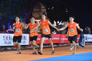 BIB: 64290, 64273, 64275
                            <button type="button" onclick="openModal(18006143)" class="btn btn-primary btn-sm float-right btn-popup" data-toggle="modal" data-target=".modal-high-quality">
                        <i class="fas fa-shopping-cart"></i> Add to Cart
                    </button>
                                            <button type="button" onclick="isThisMe(18006143, true)" class="btn btn-success btn-sm float-right btn-popup btn-isme hidden" data-toggle="tooltip" data-placement="bottom" title="นี่คือรูปของคุณใช่ไหม คลิกที่นี่เพื่อเอาเข้าอัลบั้ม">
                        <i class="fas fa-plus"></i> Add to album
                    </button>
                    <button type="button" onclick="isThisMe(18006143, false)" class="btn btn-warning btn-sm float-right btn-popup btn-isnotme hidden">
                        <i class="fas fa-ban"></i> Remove from album
                    </button>