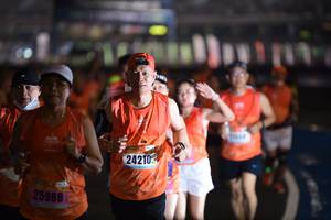 BIB: 24210, 25988
                            <button type="button" onclick="openModal(18046344)" class="btn btn-primary btn-sm float-right btn-popup" data-toggle="modal" data-target=".modal-high-quality">
                        <i class="fas fa-shopping-cart"></i> Add to Cart
                    </button>
                                            <button type="button" onclick="isThisMe(18046344, true)" class="btn btn-success btn-sm float-right btn-popup btn-isme hidden" data-toggle="tooltip" data-placement="bottom" title="นี่คือรูปของคุณใช่ไหม คลิกที่นี่เพื่อเอาเข้าอัลบั้ม">
                        <i class="fas fa-plus"></i> Add to album
                    </button>
                    <button type="button" onclick="isThisMe(18046344, false)" class="btn btn-warning btn-sm float-right btn-popup btn-isnotme hidden">
                        <i class="fas fa-ban"></i> Remove from album
                    </button>