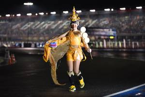 BIB: 6403
                            <button type="button" onclick="openModal(18054481)" class="btn btn-primary btn-sm float-right btn-popup" data-toggle="modal" data-target=".modal-high-quality">
                        <i class="fas fa-shopping-cart"></i> Add to Cart
                    </button>
                                            <button type="button" onclick="isThisMe(18054481, true)" class="btn btn-success btn-sm float-right btn-popup btn-isme hidden" data-toggle="tooltip" data-placement="bottom" title="นี่คือรูปของคุณใช่ไหม คลิกที่นี่เพื่อเอาเข้าอัลบั้ม">
                        <i class="fas fa-plus"></i> Add to album
                    </button>
                    <button type="button" onclick="isThisMe(18054481, false)" class="btn btn-warning btn-sm float-right btn-popup btn-isnotme hidden">
                        <i class="fas fa-ban"></i> Remove from album
                    </button>