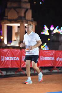 BIB: 24204
                            <button type="button" onclick="openModal(16089495)" class="btn btn-primary btn-sm float-right btn-popup" data-toggle="modal" data-target=".modal-high-quality">
                        <i class="fas fa-shopping-cart"></i> Add to Cart
                    </button>
                                            <button type="button" onclick="isThisMe(16089495, true)" class="btn btn-success btn-sm float-right btn-popup btn-isme hidden" data-toggle="tooltip" data-placement="bottom" title="นี่คือรูปของคุณใช่ไหม คลิกที่นี่เพื่อเอาเข้าอัลบั้ม">
                        <i class="fas fa-plus"></i> Add to album
                    </button>
                    <button type="button" onclick="isThisMe(16089495, false)" class="btn btn-warning btn-sm float-right btn-popup btn-isnotme hidden">
                        <i class="fas fa-ban"></i> Remove from album
                    </button>