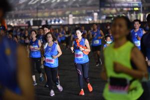 BIB: 460, 12441, 12445
                            <button type="button" onclick="openModal(18045037)" class="btn btn-primary btn-sm float-right btn-popup" data-toggle="modal" data-target=".modal-high-quality">
                        <i class="fas fa-shopping-cart"></i> Add to Cart
                    </button>
                                            <button type="button" onclick="isThisMe(18045037, true)" class="btn btn-success btn-sm float-right btn-popup btn-isme hidden" data-toggle="tooltip" data-placement="bottom" title="นี่คือรูปของคุณใช่ไหม คลิกที่นี่เพื่อเอาเข้าอัลบั้ม">
                        <i class="fas fa-plus"></i> Add to album
                    </button>
                    <button type="button" onclick="isThisMe(18045037, false)" class="btn btn-warning btn-sm float-right btn-popup btn-isnotme hidden">
                        <i class="fas fa-ban"></i> Remove from album
                    </button>