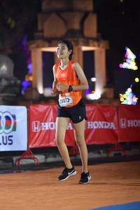 BIB: 23979
                            <button type="button" onclick="openModal(16098996)" class="btn btn-primary btn-sm float-right btn-popup" data-toggle="modal" data-target=".modal-high-quality">
                        <i class="fas fa-shopping-cart"></i> Add to Cart
                    </button>
                                            <button type="button" onclick="isThisMe(16098996, true)" class="btn btn-success btn-sm float-right btn-popup btn-isme hidden" data-toggle="tooltip" data-placement="bottom" title="นี่คือรูปของคุณใช่ไหม คลิกที่นี่เพื่อเอาเข้าอัลบั้ม">
                        <i class="fas fa-plus"></i> Add to album
                    </button>
                    <button type="button" onclick="isThisMe(16098996, false)" class="btn btn-warning btn-sm float-right btn-popup btn-isnotme hidden">
                        <i class="fas fa-ban"></i> Remove from album
                    </button>