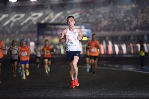 BIB: 2126
                            <button type="button" onclick="openModal(18049871)" class="btn btn-primary btn-sm float-right btn-popup" data-toggle="modal" data-target=".modal-high-quality">
                        <i class="fas fa-shopping-cart"></i> Add to Cart
                    </button>
                                            <button type="button" onclick="isThisMe(18049871, true)" class="btn btn-success btn-sm float-right btn-popup btn-isme hidden" data-toggle="tooltip" data-placement="bottom" title="นี่คือรูปของคุณใช่ไหม คลิกที่นี่เพื่อเอาเข้าอัลบั้ม">
                        <i class="fas fa-plus"></i> Add to album
                    </button>
                    <button type="button" onclick="isThisMe(18049871, false)" class="btn btn-warning btn-sm float-right btn-popup btn-isnotme hidden">
                        <i class="fas fa-ban"></i> Remove from album
                    </button>