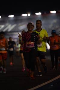 BIB: 26656
                            <button type="button" onclick="openModal(18045150)" class="btn btn-primary btn-sm float-right btn-popup" data-toggle="modal" data-target=".modal-high-quality">
                        <i class="fas fa-shopping-cart"></i> Add to Cart
                    </button>
                                            <button type="button" onclick="isThisMe(18045150, true)" class="btn btn-success btn-sm float-right btn-popup btn-isme hidden" data-toggle="tooltip" data-placement="bottom" title="นี่คือรูปของคุณใช่ไหม คลิกที่นี่เพื่อเอาเข้าอัลบั้ม">
                        <i class="fas fa-plus"></i> Add to album
                    </button>
                    <button type="button" onclick="isThisMe(18045150, false)" class="btn btn-warning btn-sm float-right btn-popup btn-isnotme hidden">
                        <i class="fas fa-ban"></i> Remove from album
                    </button>