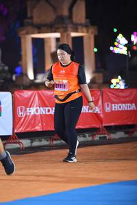 BIB: 27419
                            <button type="button" onclick="openModal(18009671)" class="btn btn-primary btn-sm float-right btn-popup" data-toggle="modal" data-target=".modal-high-quality">
                        <i class="fas fa-shopping-cart"></i> Add to Cart
                    </button>
                                            <button type="button" onclick="isThisMe(18009671, true)" class="btn btn-success btn-sm float-right btn-popup btn-isme hidden" data-toggle="tooltip" data-placement="bottom" title="นี่คือรูปของคุณใช่ไหม คลิกที่นี่เพื่อเอาเข้าอัลบั้ม">
                        <i class="fas fa-plus"></i> Add to album
                    </button>
                    <button type="button" onclick="isThisMe(18009671, false)" class="btn btn-warning btn-sm float-right btn-popup btn-isnotme hidden">
                        <i class="fas fa-ban"></i> Remove from album
                    </button>