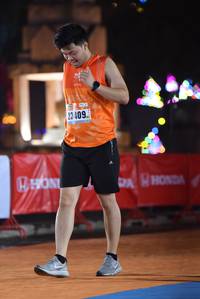 BIB: 21656
                            <button type="button" onclick="openModal(16099271)" class="btn btn-primary btn-sm float-right btn-popup" data-toggle="modal" data-target=".modal-high-quality">
                        <i class="fas fa-shopping-cart"></i> Add to Cart
                    </button>
                                            <button type="button" onclick="isThisMe(16099271, true)" class="btn btn-success btn-sm float-right btn-popup btn-isme hidden" data-toggle="tooltip" data-placement="bottom" title="นี่คือรูปของคุณใช่ไหม คลิกที่นี่เพื่อเอาเข้าอัลบั้ม">
                        <i class="fas fa-plus"></i> Add to album
                    </button>
                    <button type="button" onclick="isThisMe(16099271, false)" class="btn btn-warning btn-sm float-right btn-popup btn-isnotme hidden">
                        <i class="fas fa-ban"></i> Remove from album
                    </button>