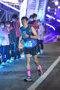 BIB: 21368, 24210, 25988, 026
                            <button type="button" onclick="openModal(16103621)" class="btn btn-primary btn-sm float-right btn-popup" data-toggle="modal" data-target=".modal-high-quality">
                        <i class="fas fa-shopping-cart"></i> Add to Cart
                    </button>
                                            <button type="button" onclick="isThisMe(16103621, true)" class="btn btn-success btn-sm float-right btn-popup btn-isme hidden" data-toggle="tooltip" data-placement="bottom" title="นี่คือรูปของคุณใช่ไหม คลิกที่นี่เพื่อเอาเข้าอัลบั้ม">
                        <i class="fas fa-plus"></i> Add to album
                    </button>
                    <button type="button" onclick="isThisMe(16103621, false)" class="btn btn-warning btn-sm float-right btn-popup btn-isnotme hidden">
                        <i class="fas fa-ban"></i> Remove from album
                    </button>