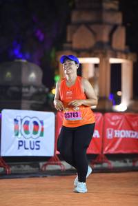 BIB: 9542, 21019
                            <button type="button" onclick="openModal(16091031)" class="btn btn-primary btn-sm float-right btn-popup" data-toggle="modal" data-target=".modal-high-quality">
                        <i class="fas fa-shopping-cart"></i> Add to Cart
                    </button>
                                            <button type="button" onclick="isThisMe(16091031, true)" class="btn btn-success btn-sm float-right btn-popup btn-isme hidden" data-toggle="tooltip" data-placement="bottom" title="นี่คือรูปของคุณใช่ไหม คลิกที่นี่เพื่อเอาเข้าอัลบั้ม">
                        <i class="fas fa-plus"></i> Add to album
                    </button>
                    <button type="button" onclick="isThisMe(16091031, false)" class="btn btn-warning btn-sm float-right btn-popup btn-isnotme hidden">
                        <i class="fas fa-ban"></i> Remove from album
                    </button>