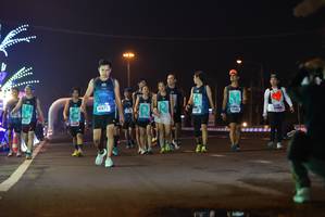 BIB: 23409
                            <button type="button" onclick="openModal(16106505)" class="btn btn-primary btn-sm float-right btn-popup" data-toggle="modal" data-target=".modal-high-quality">
                        <i class="fas fa-shopping-cart"></i> Add to Cart
                    </button>
                                            <button type="button" onclick="isThisMe(16106505, true)" class="btn btn-success btn-sm float-right btn-popup btn-isme hidden" data-toggle="tooltip" data-placement="bottom" title="นี่คือรูปของคุณใช่ไหม คลิกที่นี่เพื่อเอาเข้าอัลบั้ม">
                        <i class="fas fa-plus"></i> Add to album
                    </button>
                    <button type="button" onclick="isThisMe(16106505, false)" class="btn btn-warning btn-sm float-right btn-popup btn-isnotme hidden">
                        <i class="fas fa-ban"></i> Remove from album
                    </button>