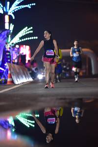 BIB: 26335
                            <button type="button" onclick="openModal(16105145)" class="btn btn-primary btn-sm float-right btn-popup" data-toggle="modal" data-target=".modal-high-quality">
                        <i class="fas fa-shopping-cart"></i> Add to Cart
                    </button>
                                            <button type="button" onclick="isThisMe(16105145, true)" class="btn btn-success btn-sm float-right btn-popup btn-isme hidden" data-toggle="tooltip" data-placement="bottom" title="นี่คือรูปของคุณใช่ไหม คลิกที่นี่เพื่อเอาเข้าอัลบั้ม">
                        <i class="fas fa-plus"></i> Add to album
                    </button>
                    <button type="button" onclick="isThisMe(16105145, false)" class="btn btn-warning btn-sm float-right btn-popup btn-isnotme hidden">
                        <i class="fas fa-ban"></i> Remove from album
                    </button>