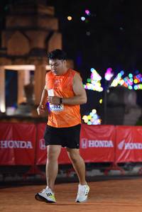 BIB: 23992
                            <button type="button" onclick="openModal(18007307)" class="btn btn-primary btn-sm float-right btn-popup" data-toggle="modal" data-target=".modal-high-quality">
                        <i class="fas fa-shopping-cart"></i> Add to Cart
                    </button>
                                            <button type="button" onclick="isThisMe(18007307, true)" class="btn btn-success btn-sm float-right btn-popup btn-isme hidden" data-toggle="tooltip" data-placement="bottom" title="นี่คือรูปของคุณใช่ไหม คลิกที่นี่เพื่อเอาเข้าอัลบั้ม">
                        <i class="fas fa-plus"></i> Add to album
                    </button>
                    <button type="button" onclick="isThisMe(18007307, false)" class="btn btn-warning btn-sm float-right btn-popup btn-isnotme hidden">
                        <i class="fas fa-ban"></i> Remove from album
                    </button>