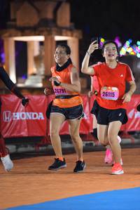 BIB: 284, 3454, 2574
                            <button type="button" onclick="openModal(16092707)" class="btn btn-primary btn-sm float-right btn-popup" data-toggle="modal" data-target=".modal-high-quality">
                        <i class="fas fa-shopping-cart"></i> Add to Cart
                    </button>
                                            <button type="button" onclick="isThisMe(16092707, true)" class="btn btn-success btn-sm float-right btn-popup btn-isme hidden" data-toggle="tooltip" data-placement="bottom" title="นี่คือรูปของคุณใช่ไหม คลิกที่นี่เพื่อเอาเข้าอัลบั้ม">
                        <i class="fas fa-plus"></i> Add to album
                    </button>
                    <button type="button" onclick="isThisMe(16092707, false)" class="btn btn-warning btn-sm float-right btn-popup btn-isnotme hidden">
                        <i class="fas fa-ban"></i> Remove from album
                    </button>