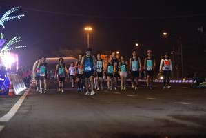 BIB: 682
                            <button type="button" onclick="openModal(16106426)" class="btn btn-primary btn-sm float-right btn-popup" data-toggle="modal" data-target=".modal-high-quality">
                        <i class="fas fa-shopping-cart"></i> Add to Cart
                    </button>
                                            <button type="button" onclick="isThisMe(16106426, true)" class="btn btn-success btn-sm float-right btn-popup btn-isme hidden" data-toggle="tooltip" data-placement="bottom" title="นี่คือรูปของคุณใช่ไหม คลิกที่นี่เพื่อเอาเข้าอัลบั้ม">
                        <i class="fas fa-plus"></i> Add to album
                    </button>
                    <button type="button" onclick="isThisMe(16106426, false)" class="btn btn-warning btn-sm float-right btn-popup btn-isnotme hidden">
                        <i class="fas fa-ban"></i> Remove from album
                    </button>