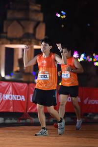 BIB: 21898
                            <button type="button" onclick="openModal(16093583)" class="btn btn-primary btn-sm float-right btn-popup" data-toggle="modal" data-target=".modal-high-quality">
                        <i class="fas fa-shopping-cart"></i> Add to Cart
                    </button>
                                            <button type="button" onclick="isThisMe(16093583, true)" class="btn btn-success btn-sm float-right btn-popup btn-isme hidden" data-toggle="tooltip" data-placement="bottom" title="นี่คือรูปของคุณใช่ไหม คลิกที่นี่เพื่อเอาเข้าอัลบั้ม">
                        <i class="fas fa-plus"></i> Add to album
                    </button>
                    <button type="button" onclick="isThisMe(16093583, false)" class="btn btn-warning btn-sm float-right btn-popup btn-isnotme hidden">
                        <i class="fas fa-ban"></i> Remove from album
                    </button>