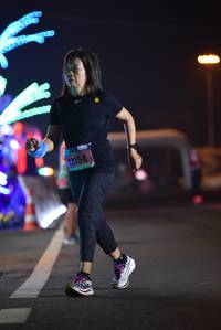 BIB: 4154
                            <button type="button" onclick="openModal(18003997)" class="btn btn-primary btn-sm float-right btn-popup" data-toggle="modal" data-target=".modal-high-quality">
                        <i class="fas fa-shopping-cart"></i> Add to Cart
                    </button>
                                            <button type="button" onclick="isThisMe(18003997, true)" class="btn btn-success btn-sm float-right btn-popup btn-isme hidden" data-toggle="tooltip" data-placement="bottom" title="นี่คือรูปของคุณใช่ไหม คลิกที่นี่เพื่อเอาเข้าอัลบั้ม">
                        <i class="fas fa-plus"></i> Add to album
                    </button>
                    <button type="button" onclick="isThisMe(18003997, false)" class="btn btn-warning btn-sm float-right btn-popup btn-isnotme hidden">
                        <i class="fas fa-ban"></i> Remove from album
                    </button>