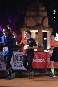BIB: 2522, 22526, 21817
                            <button type="button" onclick="openModal(16228215)" class="btn btn-primary btn-sm float-right btn-popup" data-toggle="modal" data-target=".modal-high-quality">
                        <i class="fas fa-shopping-cart"></i> Add to Cart
                    </button>
                                            <button type="button" onclick="isThisMe(16228215, true)" class="btn btn-success btn-sm float-right btn-popup btn-isme hidden" data-toggle="tooltip" data-placement="bottom" title="นี่คือรูปของคุณใช่ไหม คลิกที่นี่เพื่อเอาเข้าอัลบั้ม">
                        <i class="fas fa-plus"></i> Add to album
                    </button>
                    <button type="button" onclick="isThisMe(16228215, false)" class="btn btn-warning btn-sm float-right btn-popup btn-isnotme hidden">
                        <i class="fas fa-ban"></i> Remove from album
                    </button>