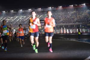 BIB: 
                            <button type="button" onclick="openModal(18049859)" class="btn btn-primary btn-sm float-right btn-popup" data-toggle="modal" data-target=".modal-high-quality">
                        <i class="fas fa-shopping-cart"></i> Add to Cart
                    </button>
                                            <button type="button" onclick="isThisMe(18049859, true)" class="btn btn-success btn-sm float-right btn-popup btn-isme hidden" data-toggle="tooltip" data-placement="bottom" title="นี่คือรูปของคุณใช่ไหม คลิกที่นี่เพื่อเอาเข้าอัลบั้ม">
                        <i class="fas fa-plus"></i> Add to album
                    </button>
                    <button type="button" onclick="isThisMe(18049859, false)" class="btn btn-warning btn-sm float-right btn-popup btn-isnotme hidden">
                        <i class="fas fa-ban"></i> Remove from album
                    </button>