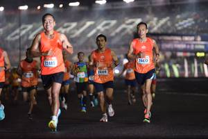 BIB: 20473, 22485, 24359, 206
                            <button type="button" onclick="openModal(18049853)" class="btn btn-primary btn-sm float-right btn-popup" data-toggle="modal" data-target=".modal-high-quality">
                        <i class="fas fa-shopping-cart"></i> Add to Cart
                    </button>
                                            <button type="button" onclick="isThisMe(18049853, true)" class="btn btn-success btn-sm float-right btn-popup btn-isme hidden" data-toggle="tooltip" data-placement="bottom" title="นี่คือรูปของคุณใช่ไหม คลิกที่นี่เพื่อเอาเข้าอัลบั้ม">
                        <i class="fas fa-plus"></i> Add to album
                    </button>
                    <button type="button" onclick="isThisMe(18049853, false)" class="btn btn-warning btn-sm float-right btn-popup btn-isnotme hidden">
                        <i class="fas fa-ban"></i> Remove from album
                    </button>