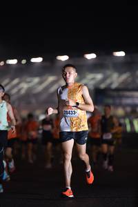 BIB: 20433
                            <button type="button" onclick="openModal(18050191)" class="btn btn-primary btn-sm float-right btn-popup" data-toggle="modal" data-target=".modal-high-quality">
                        <i class="fas fa-shopping-cart"></i> Add to Cart
                    </button>
                                            <button type="button" onclick="isThisMe(18050191, true)" class="btn btn-success btn-sm float-right btn-popup btn-isme hidden" data-toggle="tooltip" data-placement="bottom" title="นี่คือรูปของคุณใช่ไหม คลิกที่นี่เพื่อเอาเข้าอัลบั้ม">
                        <i class="fas fa-plus"></i> Add to album
                    </button>
                    <button type="button" onclick="isThisMe(18050191, false)" class="btn btn-warning btn-sm float-right btn-popup btn-isnotme hidden">
                        <i class="fas fa-ban"></i> Remove from album
                    </button>