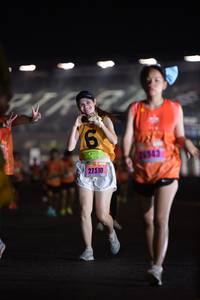 BIB: 26943, 27510
                            <button type="button" onclick="openModal(18047249)" class="btn btn-primary btn-sm float-right btn-popup" data-toggle="modal" data-target=".modal-high-quality">
                        <i class="fas fa-shopping-cart"></i> Add to Cart
                    </button>
                                            <button type="button" onclick="isThisMe(18047249, true)" class="btn btn-success btn-sm float-right btn-popup btn-isme hidden" data-toggle="tooltip" data-placement="bottom" title="นี่คือรูปของคุณใช่ไหม คลิกที่นี่เพื่อเอาเข้าอัลบั้ม">
                        <i class="fas fa-plus"></i> Add to album
                    </button>
                    <button type="button" onclick="isThisMe(18047249, false)" class="btn btn-warning btn-sm float-right btn-popup btn-isnotme hidden">
                        <i class="fas fa-ban"></i> Remove from album
                    </button>