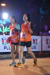 BIB: 606, 739
                            <button type="button" onclick="openModal(18004977)" class="btn btn-primary btn-sm float-right btn-popup" data-toggle="modal" data-target=".modal-high-quality">
                        <i class="fas fa-shopping-cart"></i> Add to Cart
                    </button>
                                            <button type="button" onclick="isThisMe(18004977, true)" class="btn btn-success btn-sm float-right btn-popup btn-isme hidden" data-toggle="tooltip" data-placement="bottom" title="นี่คือรูปของคุณใช่ไหม คลิกที่นี่เพื่อเอาเข้าอัลบั้ม">
                        <i class="fas fa-plus"></i> Add to album
                    </button>
                    <button type="button" onclick="isThisMe(18004977, false)" class="btn btn-warning btn-sm float-right btn-popup btn-isnotme hidden">
                        <i class="fas fa-ban"></i> Remove from album
                    </button>