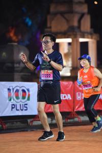 BIB: 279
                            <button type="button" onclick="openModal(16090157)" class="btn btn-primary btn-sm float-right btn-popup" data-toggle="modal" data-target=".modal-high-quality">
                        <i class="fas fa-shopping-cart"></i> Add to Cart
                    </button>
                                            <button type="button" onclick="isThisMe(16090157, true)" class="btn btn-success btn-sm float-right btn-popup btn-isme hidden" data-toggle="tooltip" data-placement="bottom" title="นี่คือรูปของคุณใช่ไหม คลิกที่นี่เพื่อเอาเข้าอัลบั้ม">
                        <i class="fas fa-plus"></i> Add to album
                    </button>
                    <button type="button" onclick="isThisMe(16090157, false)" class="btn btn-warning btn-sm float-right btn-popup btn-isnotme hidden">
                        <i class="fas fa-ban"></i> Remove from album
                    </button>