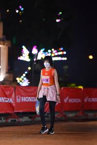 BIB: 20671
                            <button type="button" onclick="openModal(16095019)" class="btn btn-primary btn-sm float-right btn-popup" data-toggle="modal" data-target=".modal-high-quality">
                        <i class="fas fa-shopping-cart"></i> Add to Cart
                    </button>
                                            <button type="button" onclick="isThisMe(16095019, true)" class="btn btn-success btn-sm float-right btn-popup btn-isme hidden" data-toggle="tooltip" data-placement="bottom" title="นี่คือรูปของคุณใช่ไหม คลิกที่นี่เพื่อเอาเข้าอัลบั้ม">
                        <i class="fas fa-plus"></i> Add to album
                    </button>
                    <button type="button" onclick="isThisMe(16095019, false)" class="btn btn-warning btn-sm float-right btn-popup btn-isnotme hidden">
                        <i class="fas fa-ban"></i> Remove from album
                    </button>