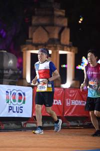 BIB: 22575, 22105
                            <button type="button" onclick="openModal(18013592)" class="btn btn-primary btn-sm float-right btn-popup" data-toggle="modal" data-target=".modal-high-quality">
                        <i class="fas fa-shopping-cart"></i> Add to Cart
                    </button>
                                            <button type="button" onclick="isThisMe(18013592, true)" class="btn btn-success btn-sm float-right btn-popup btn-isme hidden" data-toggle="tooltip" data-placement="bottom" title="นี่คือรูปของคุณใช่ไหม คลิกที่นี่เพื่อเอาเข้าอัลบั้ม">
                        <i class="fas fa-plus"></i> Add to album
                    </button>
                    <button type="button" onclick="isThisMe(18013592, false)" class="btn btn-warning btn-sm float-right btn-popup btn-isnotme hidden">
                        <i class="fas fa-ban"></i> Remove from album
                    </button>