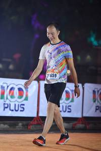 BIB: 20226
                            <button type="button" onclick="openModal(16097697)" class="btn btn-primary btn-sm float-right btn-popup" data-toggle="modal" data-target=".modal-high-quality">
                        <i class="fas fa-shopping-cart"></i> Add to Cart
                    </button>
                                            <button type="button" onclick="isThisMe(16097697, true)" class="btn btn-success btn-sm float-right btn-popup btn-isme hidden" data-toggle="tooltip" data-placement="bottom" title="นี่คือรูปของคุณใช่ไหม คลิกที่นี่เพื่อเอาเข้าอัลบั้ม">
                        <i class="fas fa-plus"></i> Add to album
                    </button>
                    <button type="button" onclick="isThisMe(16097697, false)" class="btn btn-warning btn-sm float-right btn-popup btn-isnotme hidden">
                        <i class="fas fa-ban"></i> Remove from album
                    </button>