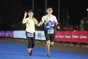 BIB: 605, 22781, 21594
                            <button type="button" onclick="openModal(16096387)" class="btn btn-primary btn-sm float-right btn-popup" data-toggle="modal" data-target=".modal-high-quality">
                        <i class="fas fa-shopping-cart"></i> Add to Cart
                    </button>
                                            <button type="button" onclick="isThisMe(16096387, true)" class="btn btn-success btn-sm float-right btn-popup btn-isme hidden" data-toggle="tooltip" data-placement="bottom" title="นี่คือรูปของคุณใช่ไหม คลิกที่นี่เพื่อเอาเข้าอัลบั้ม">
                        <i class="fas fa-plus"></i> Add to album
                    </button>
                    <button type="button" onclick="isThisMe(16096387, false)" class="btn btn-warning btn-sm float-right btn-popup btn-isnotme hidden">
                        <i class="fas fa-ban"></i> Remove from album
                    </button>