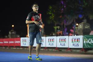 BIB: 26588
                            <button type="button" onclick="openModal(16099987)" class="btn btn-primary btn-sm float-right btn-popup" data-toggle="modal" data-target=".modal-high-quality">
                        <i class="fas fa-shopping-cart"></i> Add to Cart
                    </button>
                                            <button type="button" onclick="isThisMe(16099987, true)" class="btn btn-success btn-sm float-right btn-popup btn-isme hidden" data-toggle="tooltip" data-placement="bottom" title="นี่คือรูปของคุณใช่ไหม คลิกที่นี่เพื่อเอาเข้าอัลบั้ม">
                        <i class="fas fa-plus"></i> Add to album
                    </button>
                    <button type="button" onclick="isThisMe(16099987, false)" class="btn btn-warning btn-sm float-right btn-popup btn-isnotme hidden">
                        <i class="fas fa-ban"></i> Remove from album
                    </button>