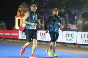 BIB: 207, 23228, 21545, 25695
                            <button type="button" onclick="openModal(16111027)" class="btn btn-primary btn-sm float-right btn-popup" data-toggle="modal" data-target=".modal-high-quality">
                        <i class="fas fa-shopping-cart"></i> Add to Cart
                    </button>
                                            <button type="button" onclick="isThisMe(16111027, true)" class="btn btn-success btn-sm float-right btn-popup btn-isme hidden" data-toggle="tooltip" data-placement="bottom" title="นี่คือรูปของคุณใช่ไหม คลิกที่นี่เพื่อเอาเข้าอัลบั้ม">
                        <i class="fas fa-plus"></i> Add to album
                    </button>
                    <button type="button" onclick="isThisMe(16111027, false)" class="btn btn-warning btn-sm float-right btn-popup btn-isnotme hidden">
                        <i class="fas fa-ban"></i> Remove from album
                    </button>