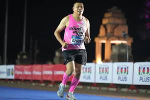 BIB: 20180
                            <button type="button" onclick="openModal(16097820)" class="btn btn-primary btn-sm float-right btn-popup" data-toggle="modal" data-target=".modal-high-quality">
                        <i class="fas fa-shopping-cart"></i> Add to Cart
                    </button>
                                            <button type="button" onclick="isThisMe(16097820, true)" class="btn btn-success btn-sm float-right btn-popup btn-isme hidden" data-toggle="tooltip" data-placement="bottom" title="นี่คือรูปของคุณใช่ไหม คลิกที่นี่เพื่อเอาเข้าอัลบั้ม">
                        <i class="fas fa-plus"></i> Add to album
                    </button>
                    <button type="button" onclick="isThisMe(16097820, false)" class="btn btn-warning btn-sm float-right btn-popup btn-isnotme hidden">
                        <i class="fas fa-ban"></i> Remove from album
                    </button>