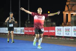 BIB: 20223
                            <button type="button" onclick="openModal(16090551)" class="btn btn-primary btn-sm float-right btn-popup" data-toggle="modal" data-target=".modal-high-quality">
                        <i class="fas fa-shopping-cart"></i> Add to Cart
                    </button>
                                            <button type="button" onclick="isThisMe(16090551, true)" class="btn btn-success btn-sm float-right btn-popup btn-isme hidden" data-toggle="tooltip" data-placement="bottom" title="นี่คือรูปของคุณใช่ไหม คลิกที่นี่เพื่อเอาเข้าอัลบั้ม">
                        <i class="fas fa-plus"></i> Add to album
                    </button>
                    <button type="button" onclick="isThisMe(16090551, false)" class="btn btn-warning btn-sm float-right btn-popup btn-isnotme hidden">
                        <i class="fas fa-ban"></i> Remove from album
                    </button>