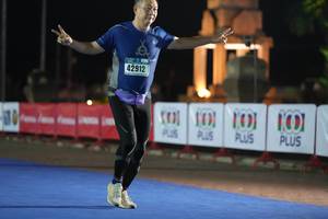 BIB: 22694, 2228, 21461, 22005, 21924
                            <button type="button" onclick="openModal(16096183)" class="btn btn-primary btn-sm float-right btn-popup" data-toggle="modal" data-target=".modal-high-quality">
                        <i class="fas fa-shopping-cart"></i> Add to Cart
                    </button>
                                            <button type="button" onclick="isThisMe(16096183, true)" class="btn btn-success btn-sm float-right btn-popup btn-isme hidden" data-toggle="tooltip" data-placement="bottom" title="นี่คือรูปของคุณใช่ไหม คลิกที่นี่เพื่อเอาเข้าอัลบั้ม">
                        <i class="fas fa-plus"></i> Add to album
                    </button>
                    <button type="button" onclick="isThisMe(16096183, false)" class="btn btn-warning btn-sm float-right btn-popup btn-isnotme hidden">
                        <i class="fas fa-ban"></i> Remove from album
                    </button>