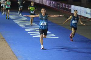 BIB: 27608, 27610, 27045, 26910, 266
                            <button type="button" onclick="openModal(16130226)" class="btn btn-primary btn-sm float-right btn-popup" data-toggle="modal" data-target=".modal-high-quality">
                        <i class="fas fa-shopping-cart"></i> Add to Cart
                    </button>
                                            <button type="button" onclick="isThisMe(16130226, true)" class="btn btn-success btn-sm float-right btn-popup btn-isme hidden" data-toggle="tooltip" data-placement="bottom" title="นี่คือรูปของคุณใช่ไหม คลิกที่นี่เพื่อเอาเข้าอัลบั้ม">
                        <i class="fas fa-plus"></i> Add to album
                    </button>
                    <button type="button" onclick="isThisMe(16130226, false)" class="btn btn-warning btn-sm float-right btn-popup btn-isnotme hidden">
                        <i class="fas fa-ban"></i> Remove from album
                    </button>