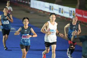 BIB: 2356, 254
                            <button type="button" onclick="openModal(16121136)" class="btn btn-primary btn-sm float-right btn-popup" data-toggle="modal" data-target=".modal-high-quality">
                        <i class="fas fa-shopping-cart"></i> Add to Cart
                    </button>
                                            <button type="button" onclick="isThisMe(16121136, true)" class="btn btn-success btn-sm float-right btn-popup btn-isme hidden" data-toggle="tooltip" data-placement="bottom" title="นี่คือรูปของคุณใช่ไหม คลิกที่นี่เพื่อเอาเข้าอัลบั้ม">
                        <i class="fas fa-plus"></i> Add to album
                    </button>
                    <button type="button" onclick="isThisMe(16121136, false)" class="btn btn-warning btn-sm float-right btn-popup btn-isnotme hidden">
                        <i class="fas fa-ban"></i> Remove from album
                    </button>