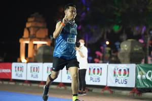 BIB: 26882, 21477
                            <button type="button" onclick="openModal(16102521)" class="btn btn-primary btn-sm float-right btn-popup" data-toggle="modal" data-target=".modal-high-quality">
                        <i class="fas fa-shopping-cart"></i> Add to Cart
                    </button>
                                            <button type="button" onclick="isThisMe(16102521, true)" class="btn btn-success btn-sm float-right btn-popup btn-isme hidden" data-toggle="tooltip" data-placement="bottom" title="นี่คือรูปของคุณใช่ไหม คลิกที่นี่เพื่อเอาเข้าอัลบั้ม">
                        <i class="fas fa-plus"></i> Add to album
                    </button>
                    <button type="button" onclick="isThisMe(16102521, false)" class="btn btn-warning btn-sm float-right btn-popup btn-isnotme hidden">
                        <i class="fas fa-ban"></i> Remove from album
                    </button>