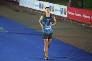 BIB: 995
                            <button type="button" onclick="openModal(16130102)" class="btn btn-primary btn-sm float-right btn-popup" data-toggle="modal" data-target=".modal-high-quality">
                        <i class="fas fa-shopping-cart"></i> Add to Cart
                    </button>
                                            <button type="button" onclick="isThisMe(16130102, true)" class="btn btn-success btn-sm float-right btn-popup btn-isme hidden" data-toggle="tooltip" data-placement="bottom" title="นี่คือรูปของคุณใช่ไหม คลิกที่นี่เพื่อเอาเข้าอัลบั้ม">
                        <i class="fas fa-plus"></i> Add to album
                    </button>
                    <button type="button" onclick="isThisMe(16130102, false)" class="btn btn-warning btn-sm float-right btn-popup btn-isnotme hidden">
                        <i class="fas fa-ban"></i> Remove from album
                    </button>