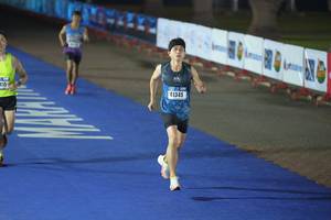 BIB: 271, 25847
                            <button type="button" onclick="openModal(16131516)" class="btn btn-primary btn-sm float-right btn-popup" data-toggle="modal" data-target=".modal-high-quality">
                        <i class="fas fa-shopping-cart"></i> Add to Cart
                    </button>
                                            <button type="button" onclick="isThisMe(16131516, true)" class="btn btn-success btn-sm float-right btn-popup btn-isme hidden" data-toggle="tooltip" data-placement="bottom" title="นี่คือรูปของคุณใช่ไหม คลิกที่นี่เพื่อเอาเข้าอัลบั้ม">
                        <i class="fas fa-plus"></i> Add to album
                    </button>
                    <button type="button" onclick="isThisMe(16131516, false)" class="btn btn-warning btn-sm float-right btn-popup btn-isnotme hidden">
                        <i class="fas fa-ban"></i> Remove from album
                    </button>