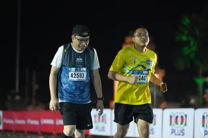 BIB: 23854, 22897, 919
                            <button type="button" onclick="openModal(16098599)" class="btn btn-primary btn-sm float-right btn-popup" data-toggle="modal" data-target=".modal-high-quality">
                        <i class="fas fa-shopping-cart"></i> Add to Cart
                    </button>
                                            <button type="button" onclick="isThisMe(16098599, true)" class="btn btn-success btn-sm float-right btn-popup btn-isme hidden" data-toggle="tooltip" data-placement="bottom" title="นี่คือรูปของคุณใช่ไหม คลิกที่นี่เพื่อเอาเข้าอัลบั้ม">
                        <i class="fas fa-plus"></i> Add to album
                    </button>
                    <button type="button" onclick="isThisMe(16098599, false)" class="btn btn-warning btn-sm float-right btn-popup btn-isnotme hidden">
                        <i class="fas fa-ban"></i> Remove from album
                    </button>